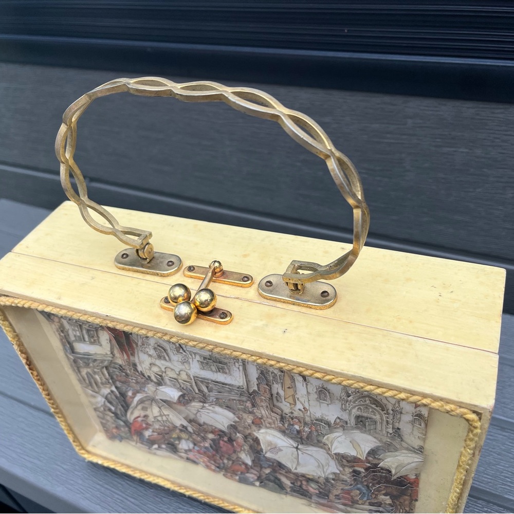 VGT 70s Wood Shadow Box Purse~3D